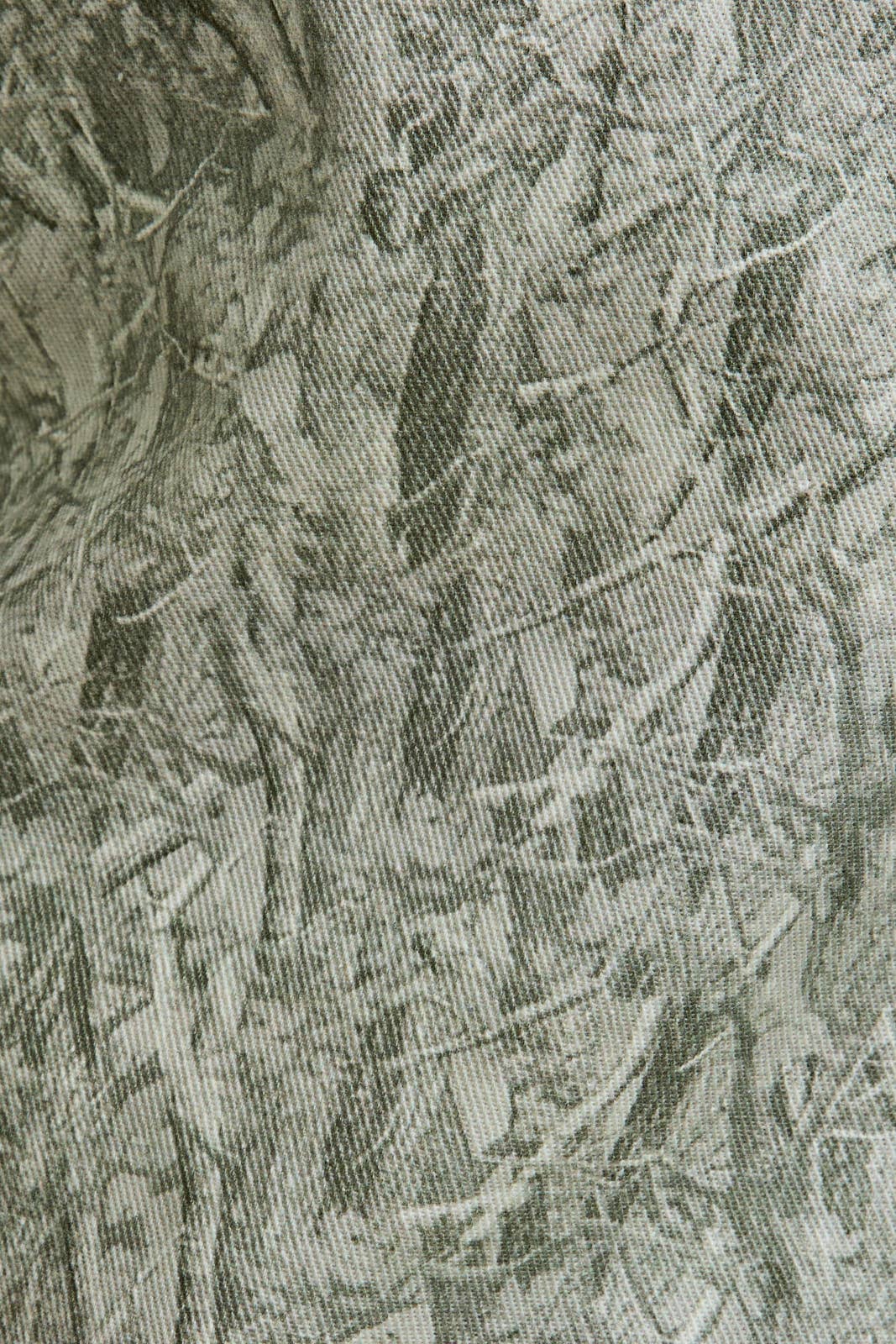 Mid-Rise Tree Camo Wide-Leg Pants