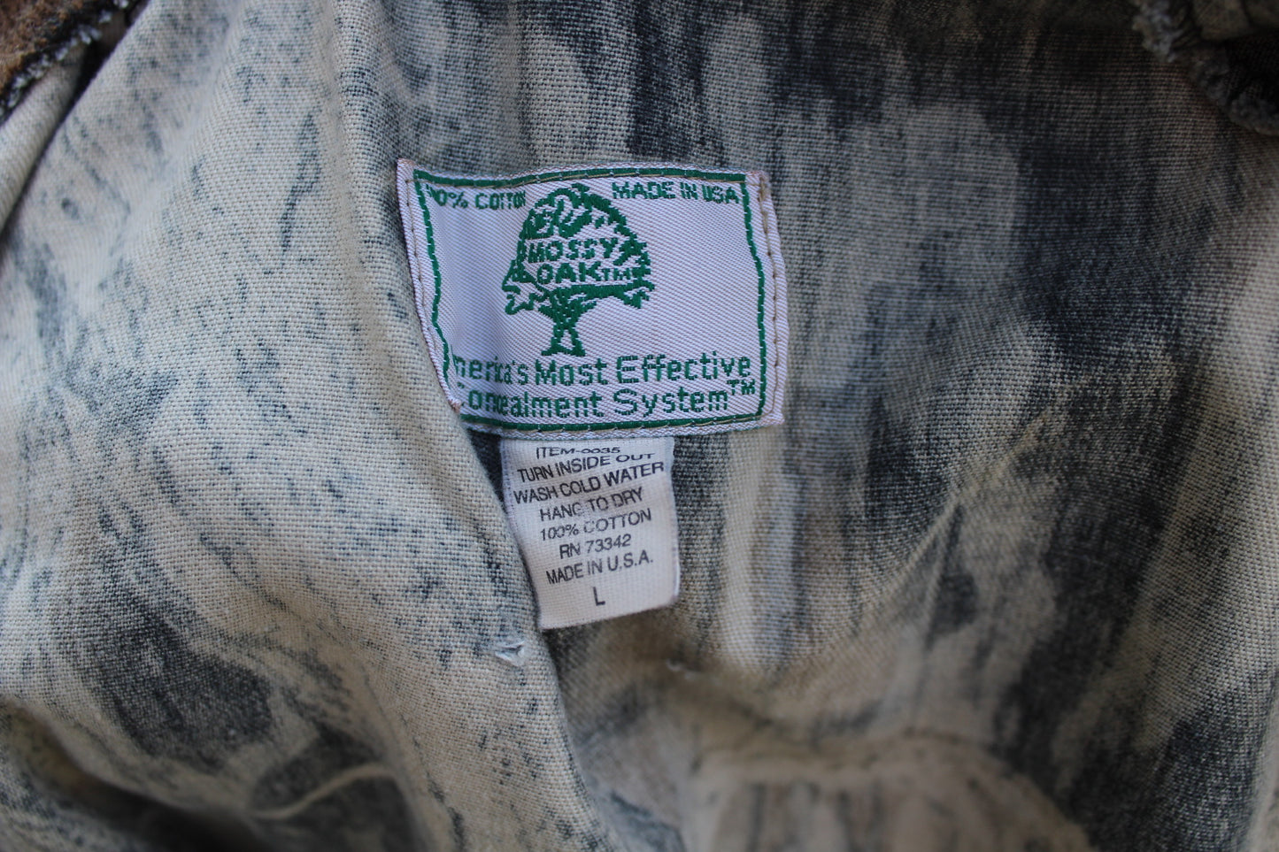 Mossy Oak Camo Bomber Jacket – Medium